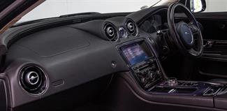 2012 Jaguar XJ - Thumbnail