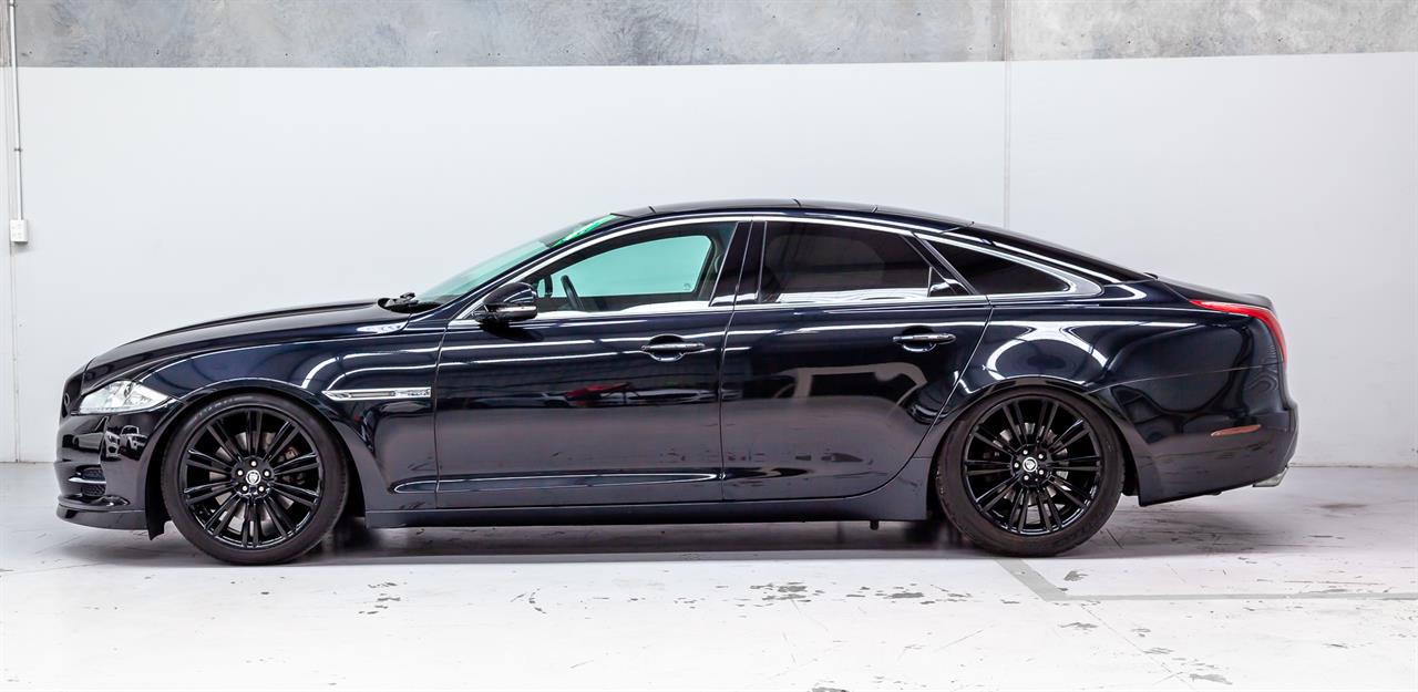 2012 Jaguar XJ