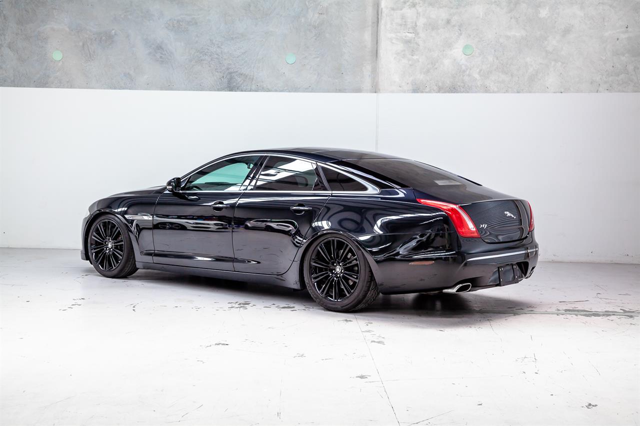 2012 Jaguar XJ