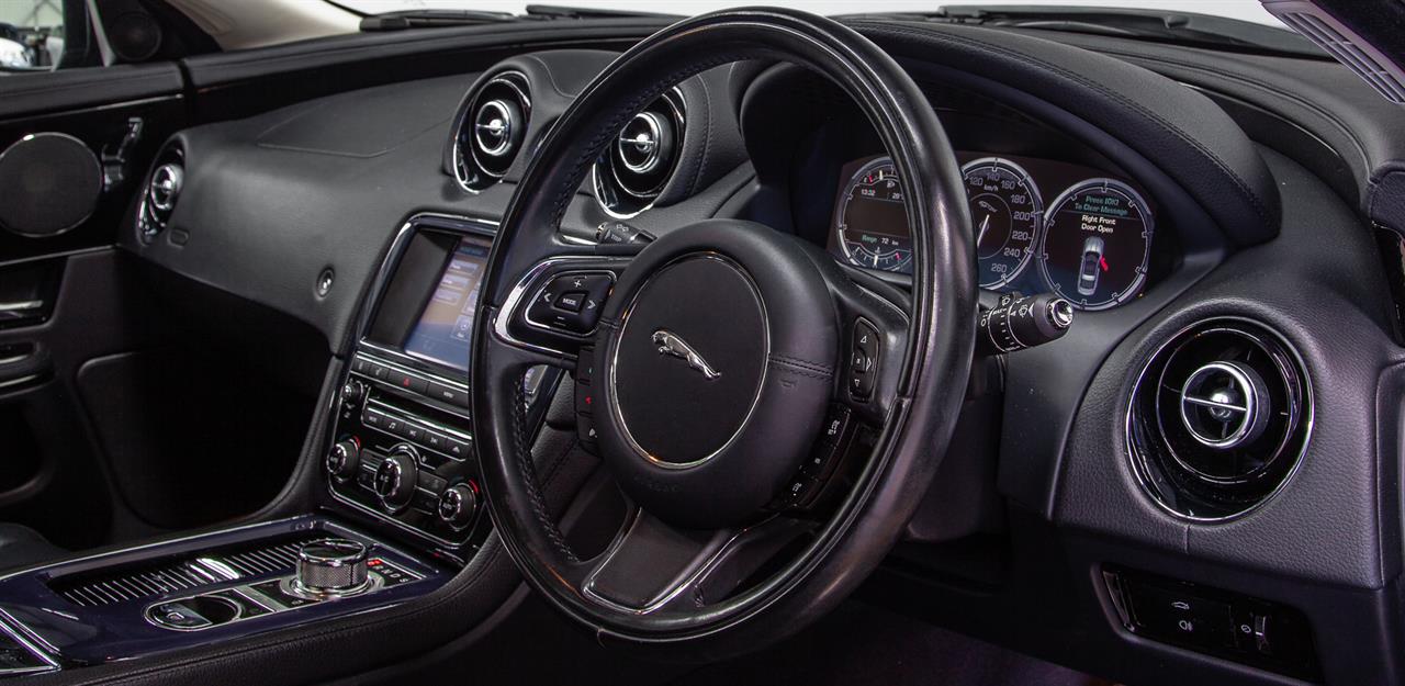 2012 Jaguar XJ