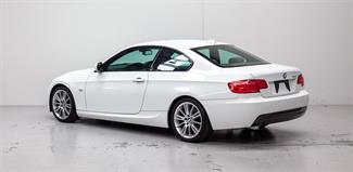 2013 BMW 320i - Thumbnail