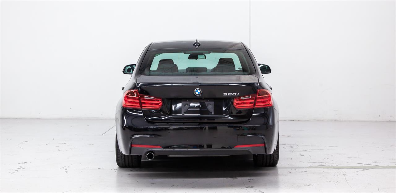 2013 BMW 320i