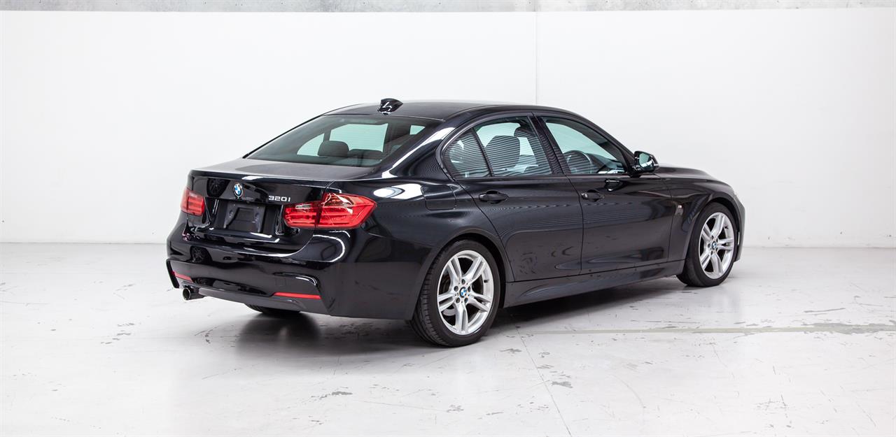 2013 BMW 320i