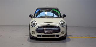 2015 Mini 5d - Thumbnail