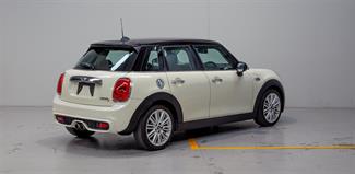 2015 Mini 5d - Thumbnail