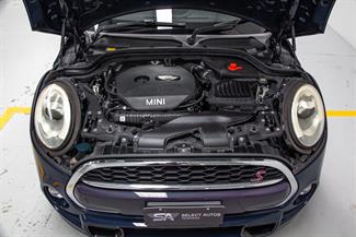 2016 Mini Cooper - Thumbnail