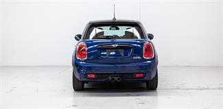 2016 Mini Cooper - Thumbnail