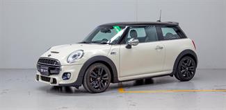 2015 Mini Cooper - Thumbnail