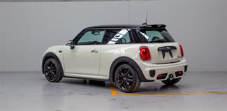 2015 Mini Cooper - Thumbnail