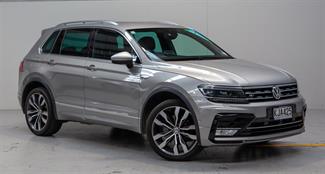 2017 Volkswagen Tiguan - Thumbnail