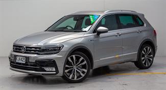 2017 Volkswagen Tiguan - Thumbnail