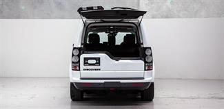 2014 Land Rover Discovery - Thumbnail