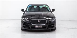 2016 Jaguar XE - Thumbnail