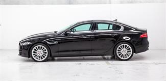 2016 Jaguar XE - Thumbnail