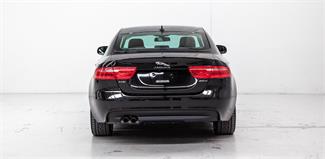 2016 Jaguar XE - Thumbnail