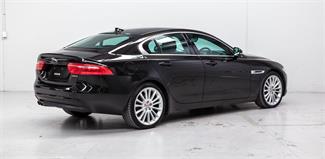 2016 Jaguar XE - Thumbnail